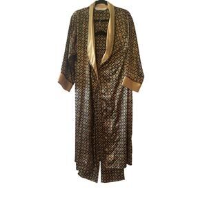 Victoria’s Secret Y2K 2PC Set Geometric Gold Black Robe & Pant Size Small